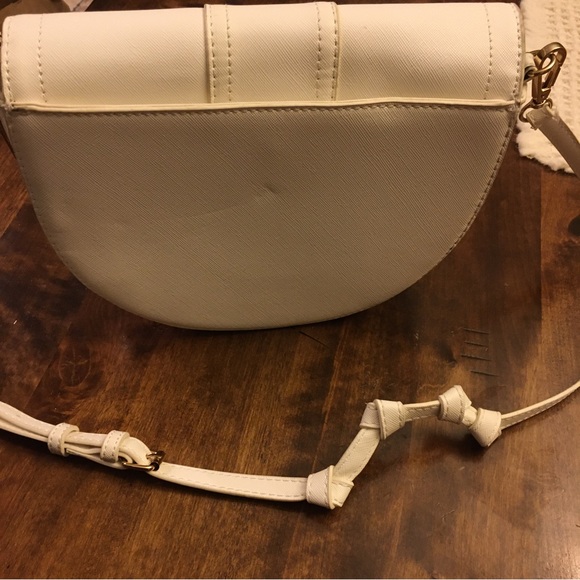 White crossbody purse - Picture 8 of 11